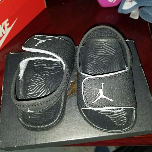 baby boy jordan sandals